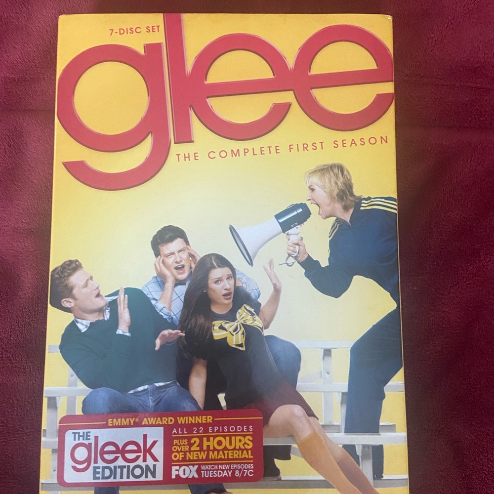 Glee DVD Sets- complete season 1 & season 2 - Picture 3 of 6
